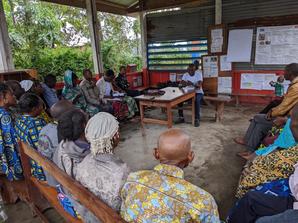 ITURI : Séance mixte des 15 hommes et 15 femmes sur le thème : vrai homme et vraie femme dans la zone de santé Rwampara (28 AOUT 2024)